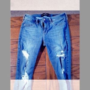 HOLLISTER JEANS
